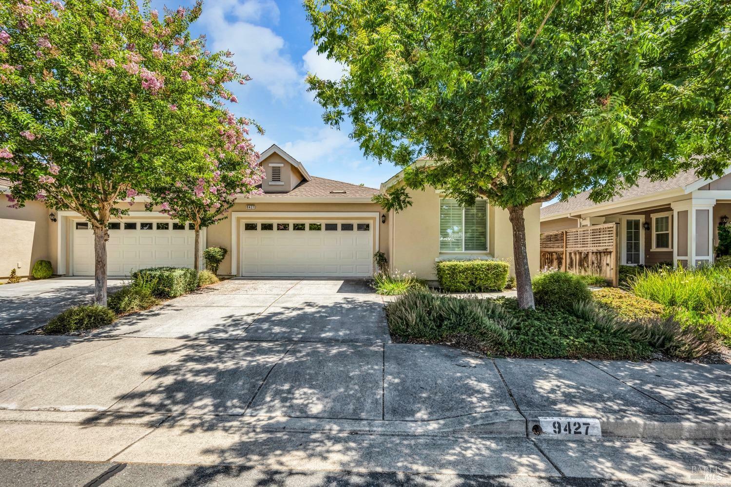 Property Photo:  9427 Oak Trail Circle  CA 95409 