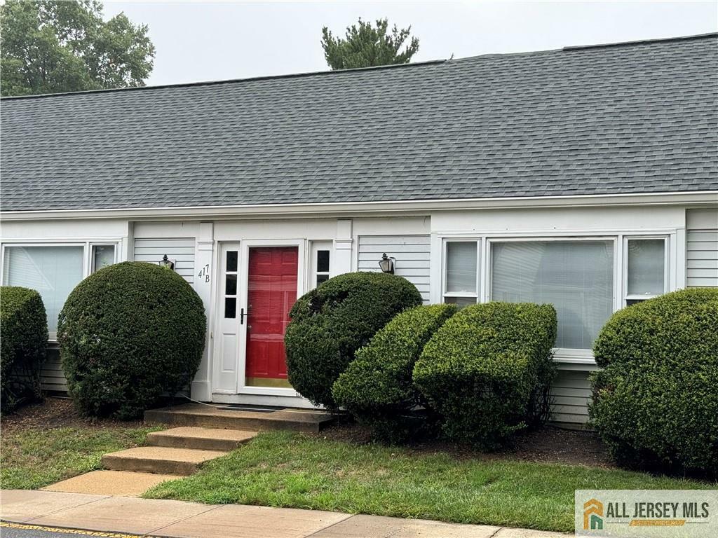 Property Photo:  417 Onset Lane 417B  NJ 08831 