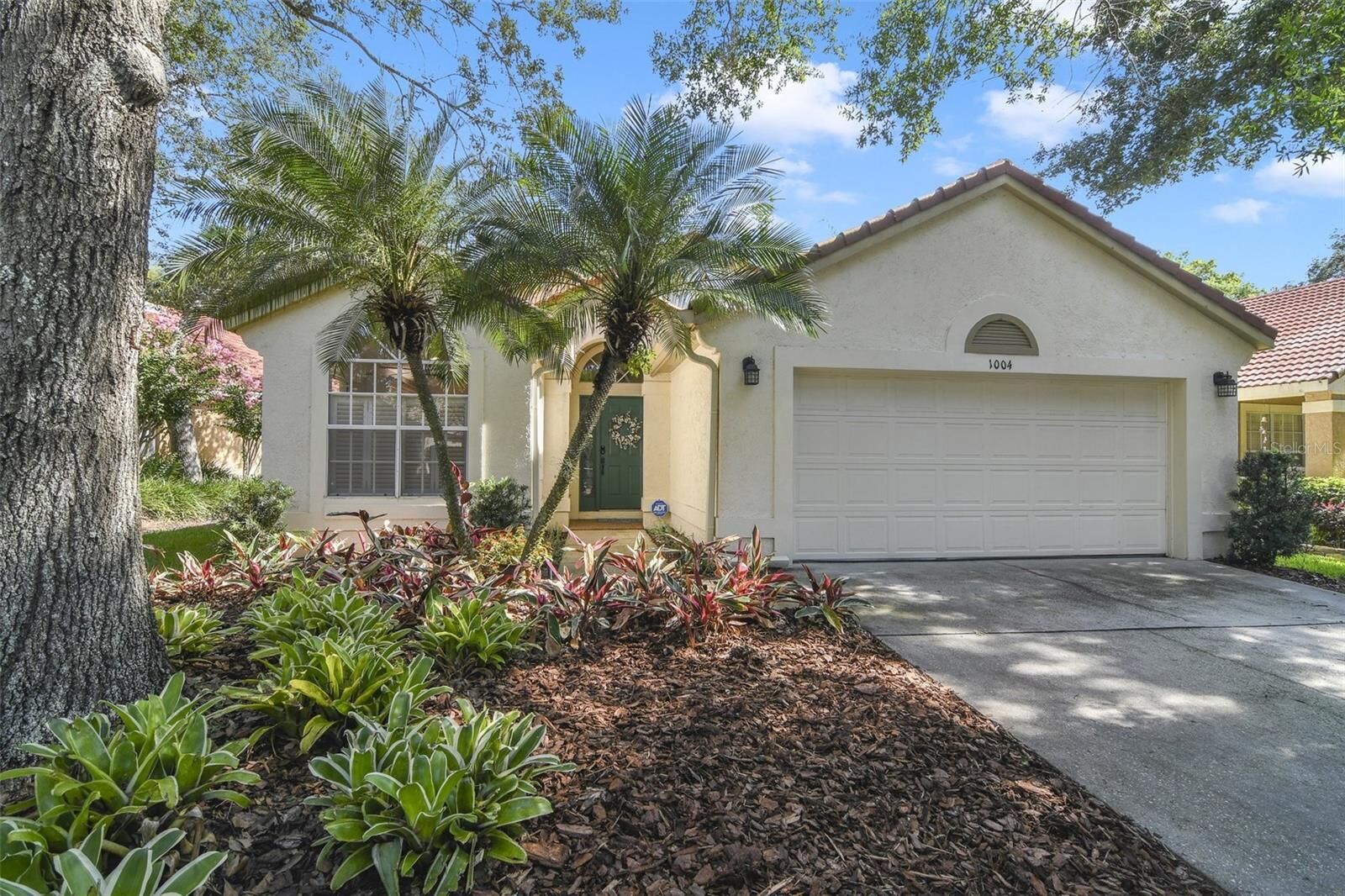 Property Photo:  1004 E Pebble Beach Circle  FL 32708 
