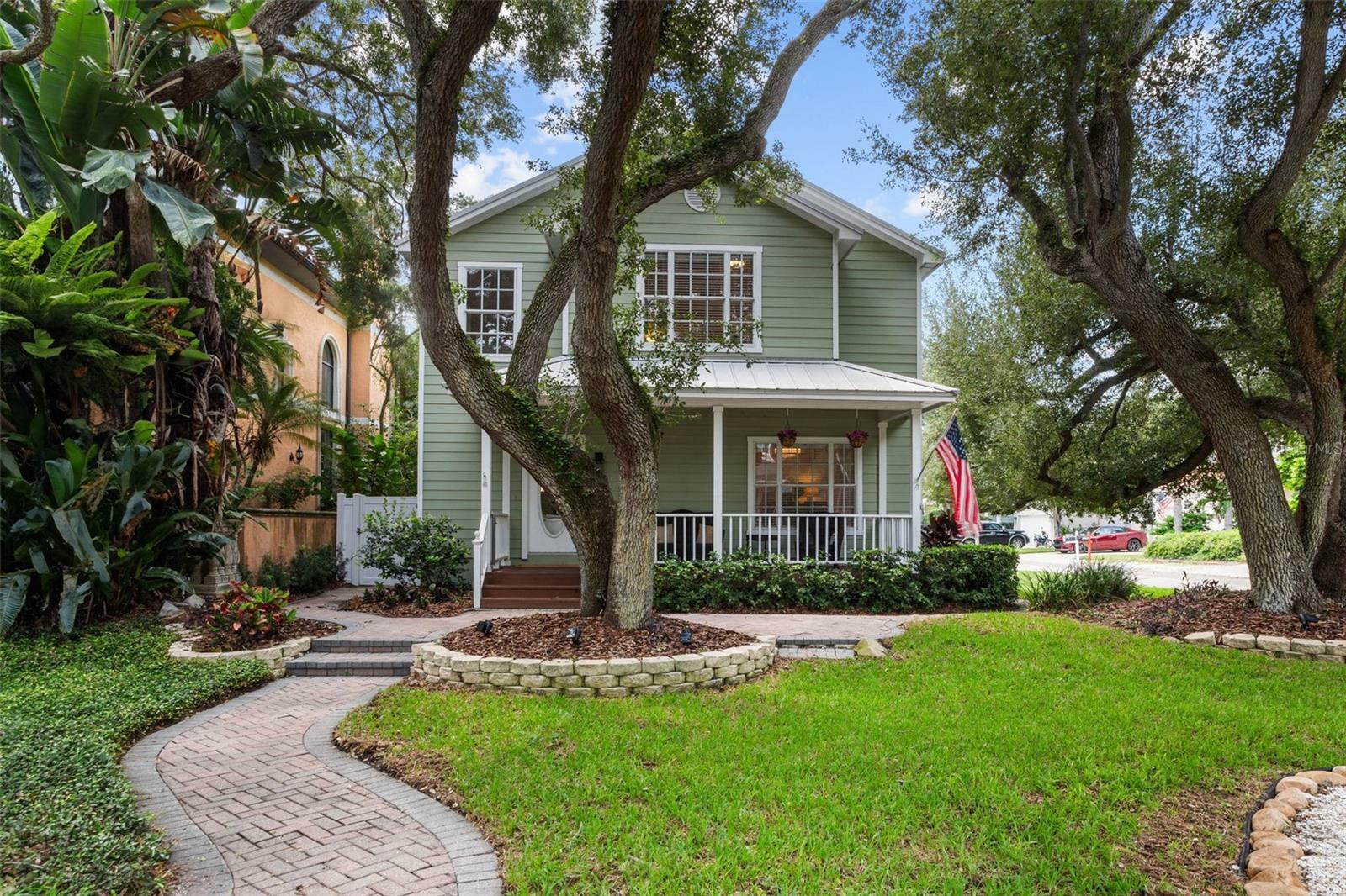 Property Photo:  2715 W Bay Avenue  FL 33611 