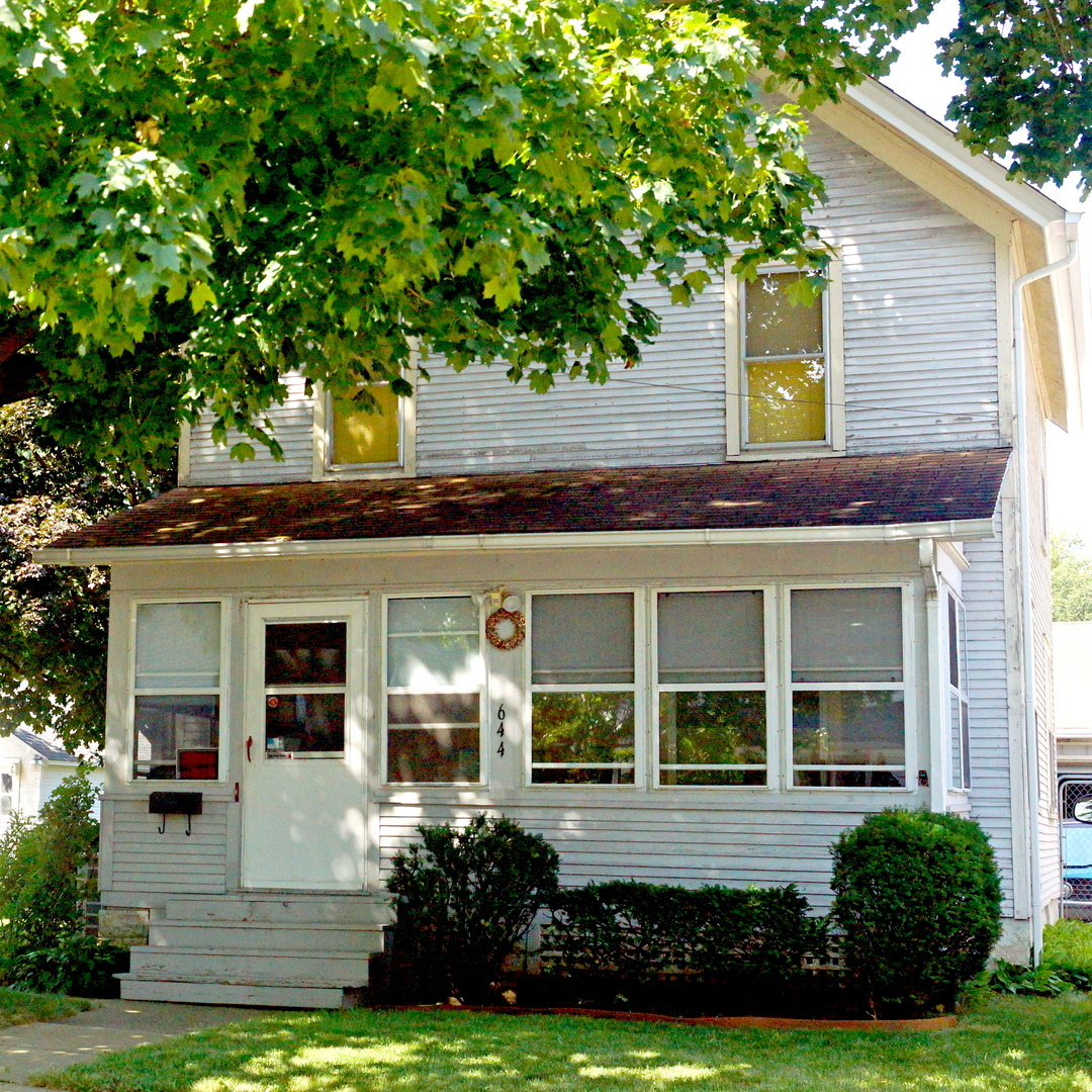 Property Photo:  644 Wilder Street  IL 60506 