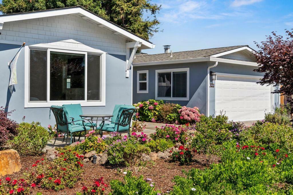 Property Photo:  810 Seacliff Drive  CA 95003 