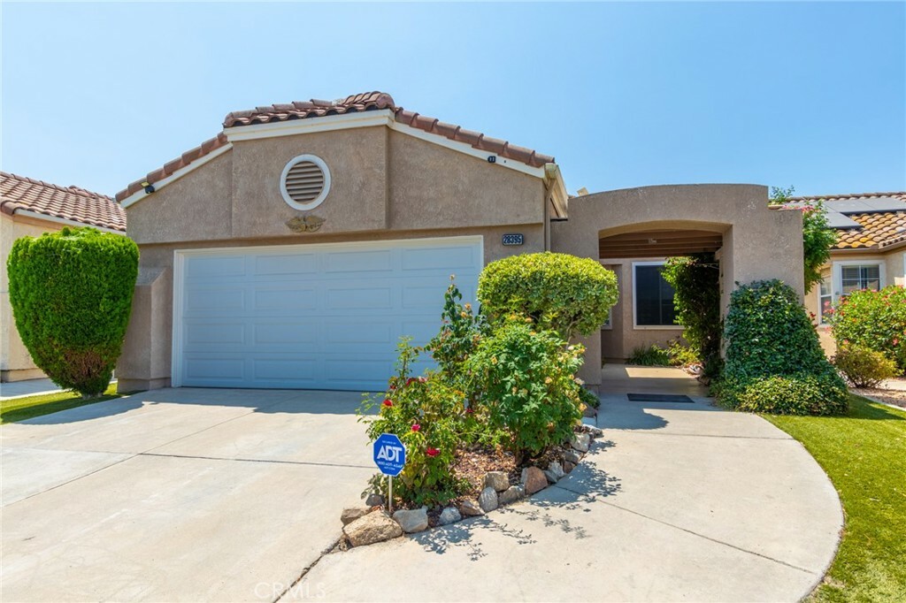 Property Photo: 28395 Inverness Court CA 92584