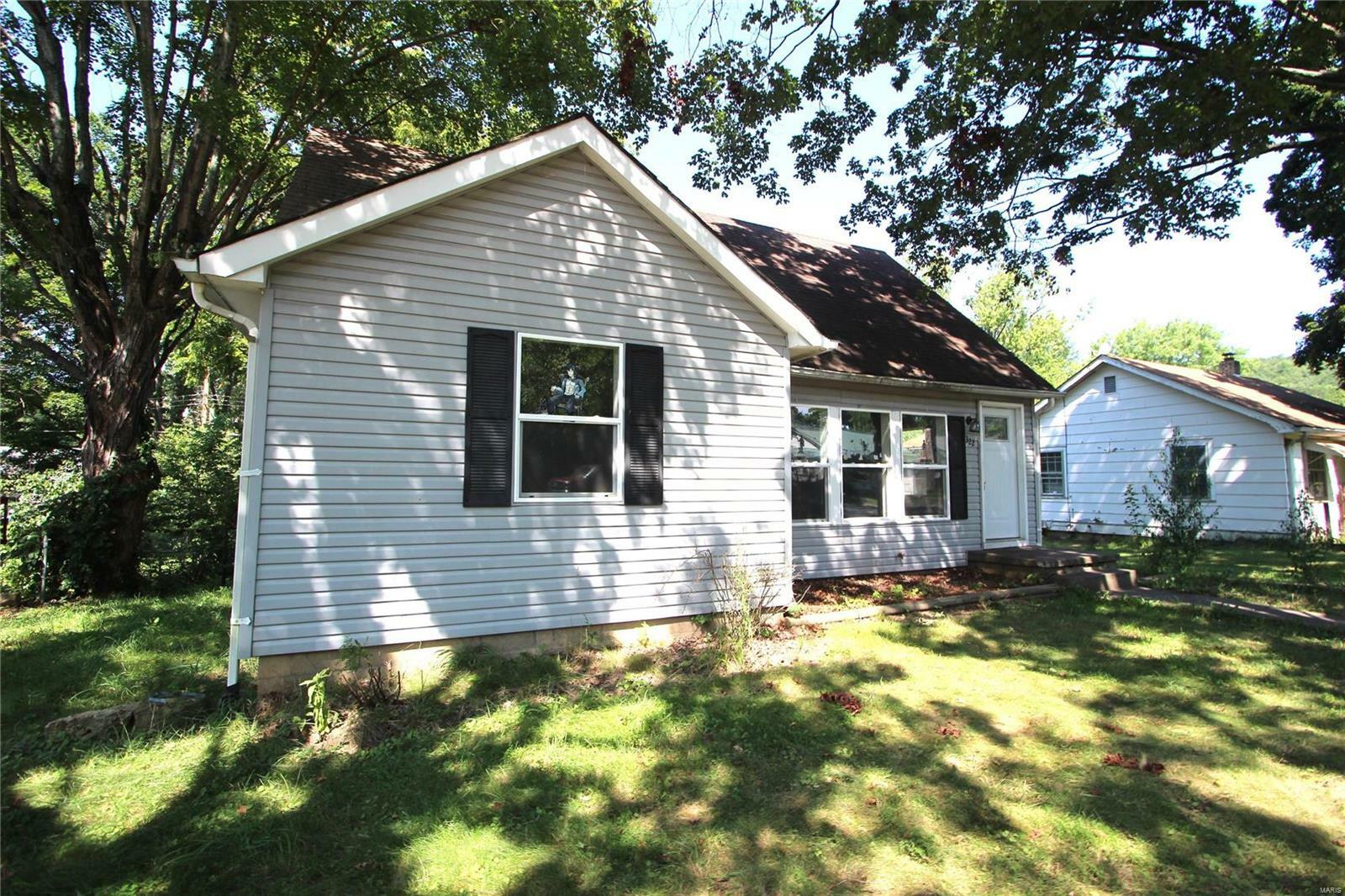 Property Photo:  322 S Iron Street  MO 63650 