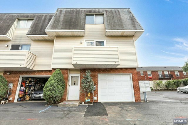 Property Photo:  506 Joralemon Street 1  NJ 07109 