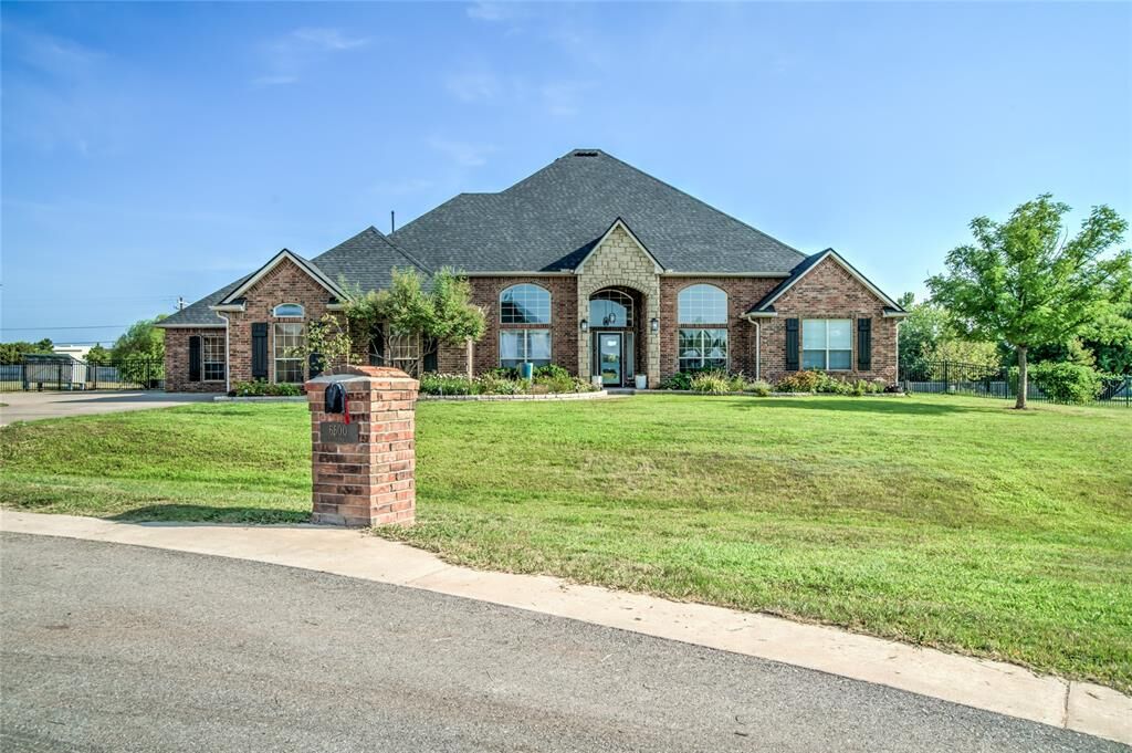 Property Photo:  6600 SE 163rd Court  OK 73165 