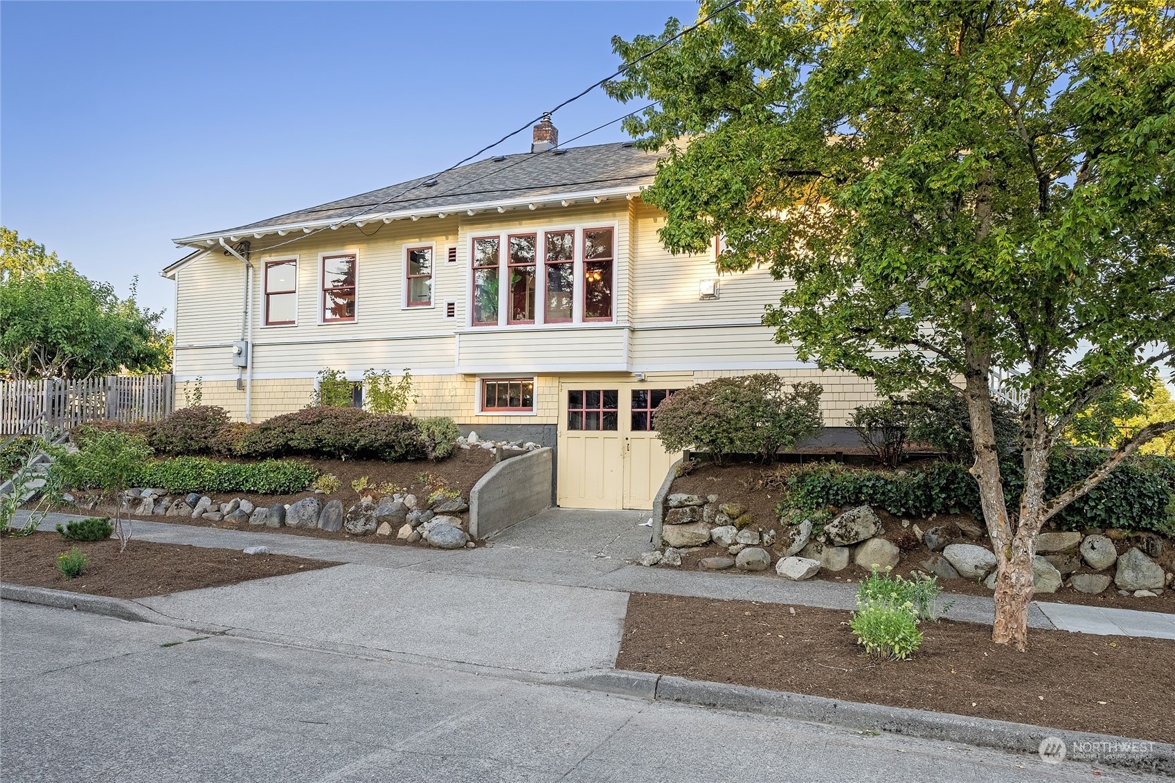 Property Photo:  4802 S Garden Street  WA 98118 