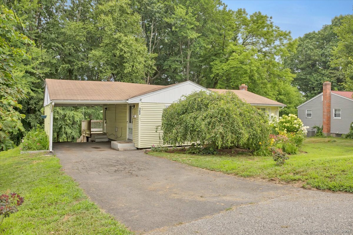 Property Photo: 162 Arbutus Street CT 06108