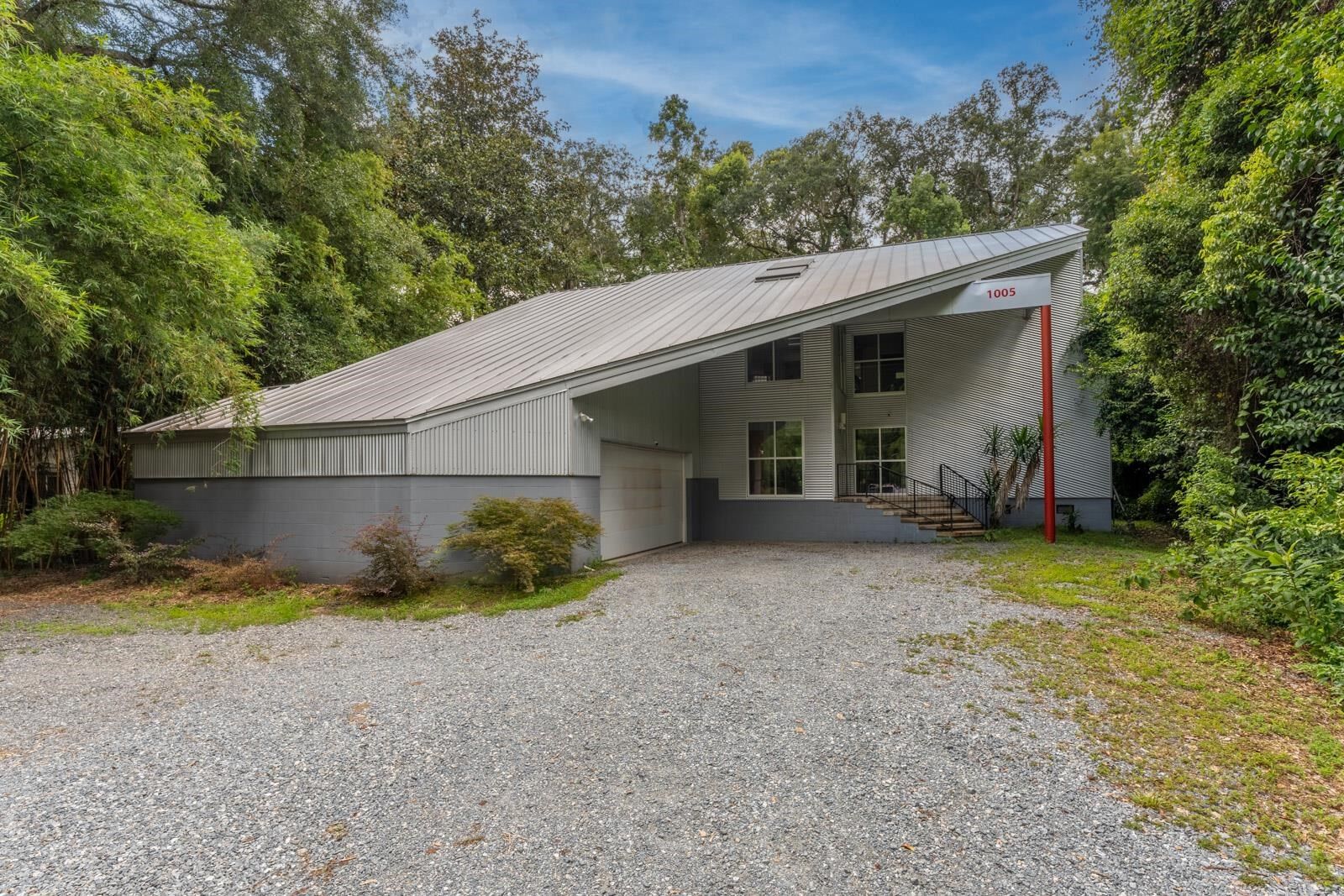 Property Photo:  1005 Waverly Road  FL 32312 