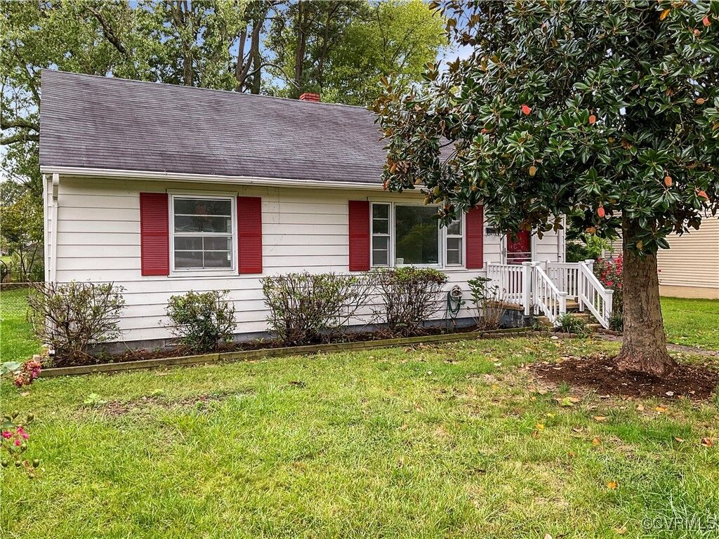 Property Photo:  411 Wesley Street  VA 23005 