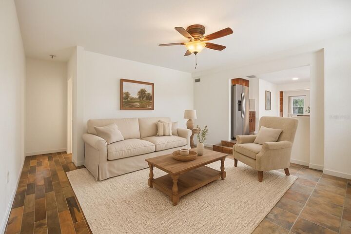 Property Photo: 13832 Bay Lake Road FL 34736