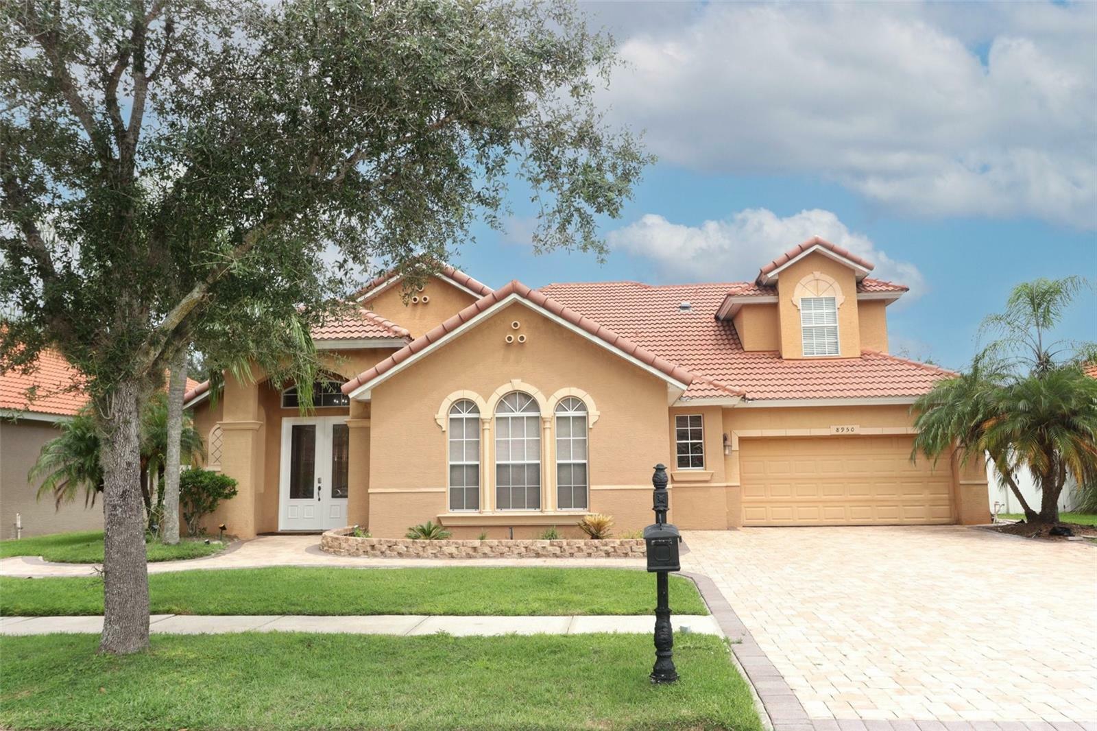 Property Photo:  8950 Tuscan Valley Place  FL 32825 