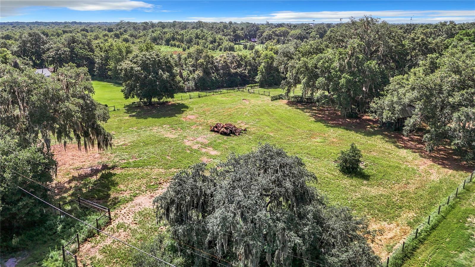 Property Photo:  Thonotosassa Road  FL 33565 