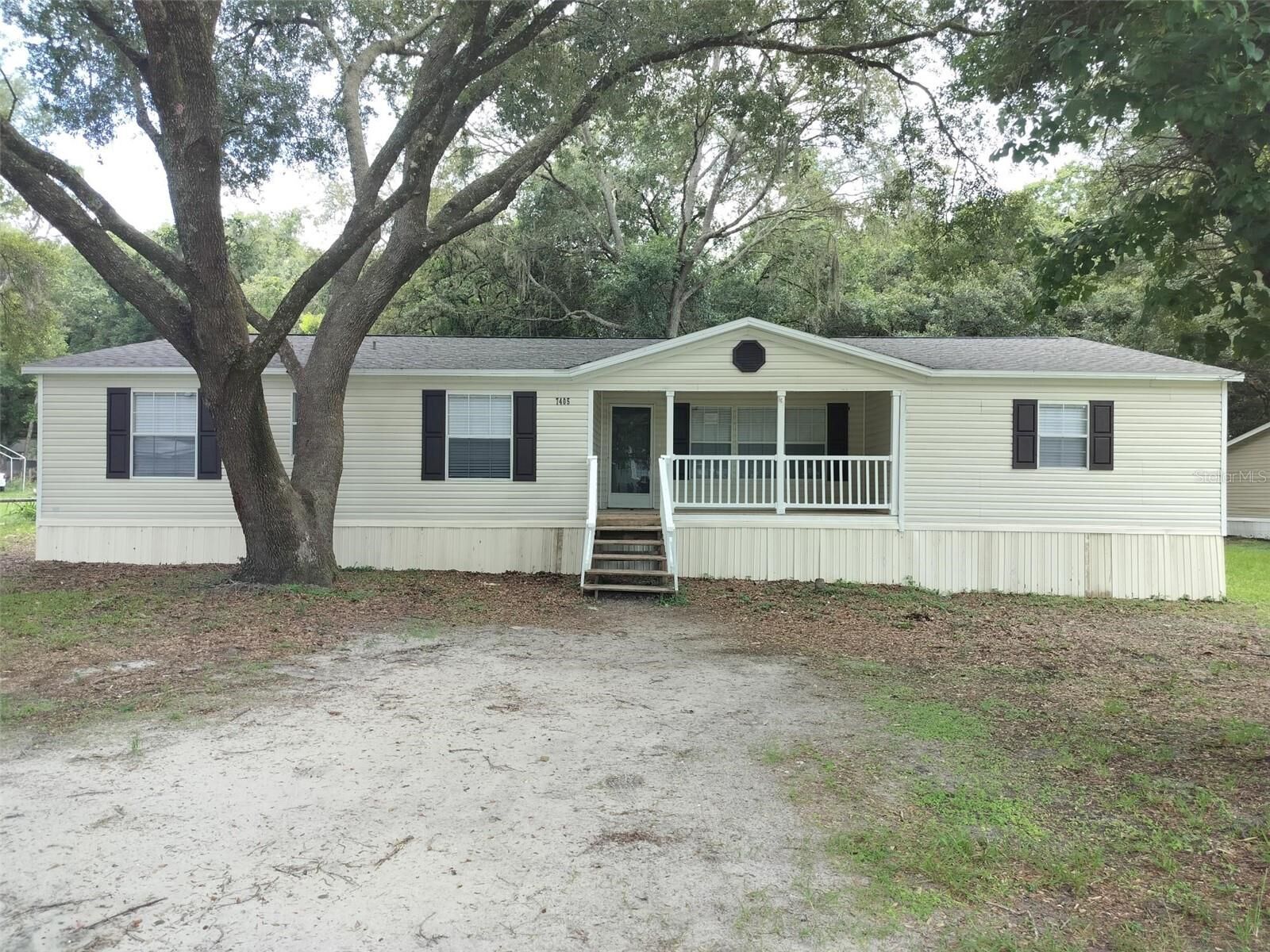 Property Photo:  7405 Timber Crest Lane  FL 33540 