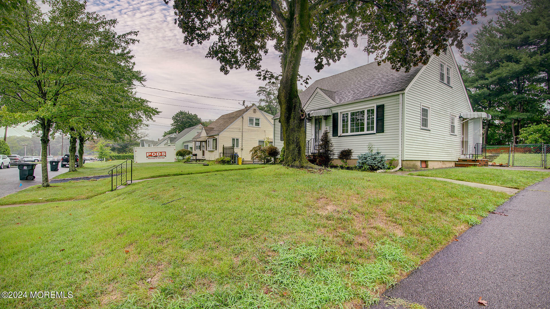 Property Photo:  20 Gunia Street  NJ 08816 