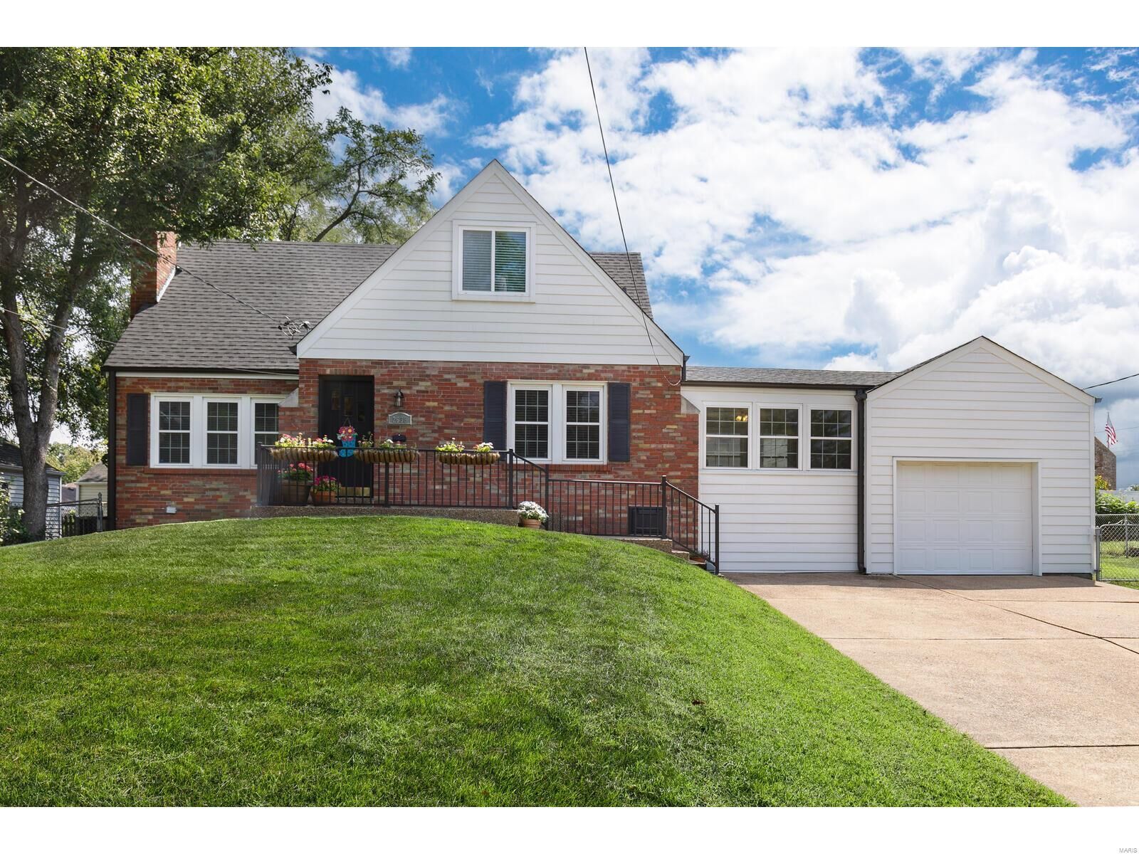 Property Photo: 2638 High School Drive MO 63144