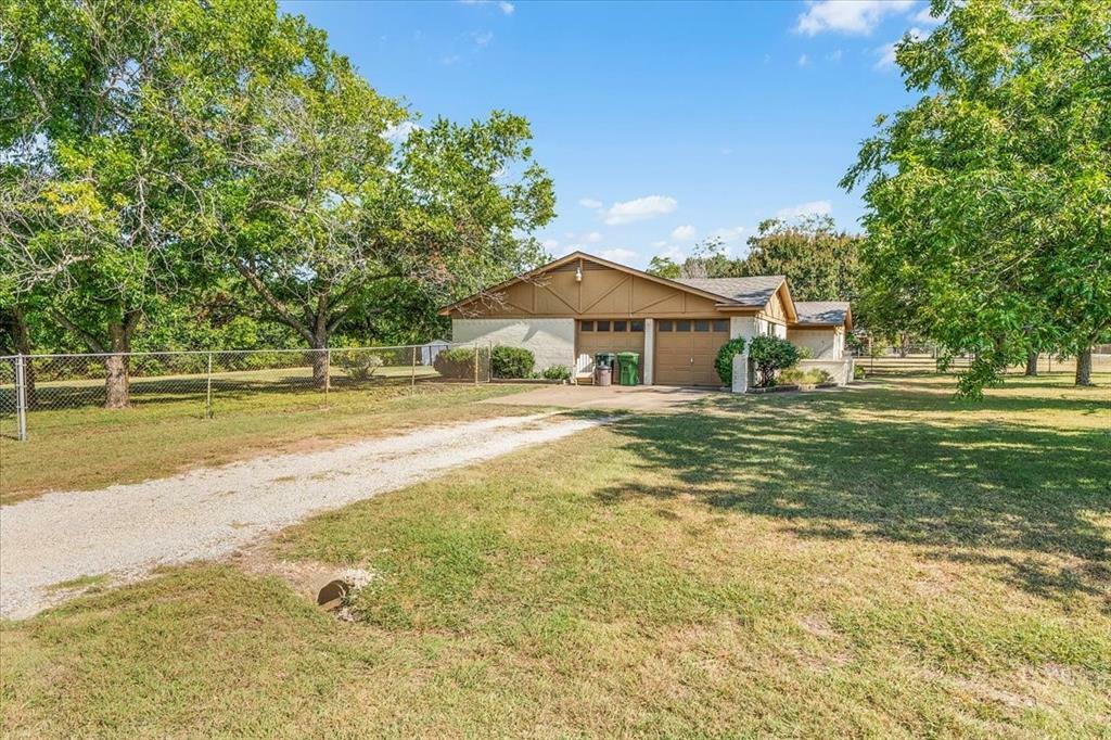 Property Photo:  401 Willow Park Drive  TX 76087 