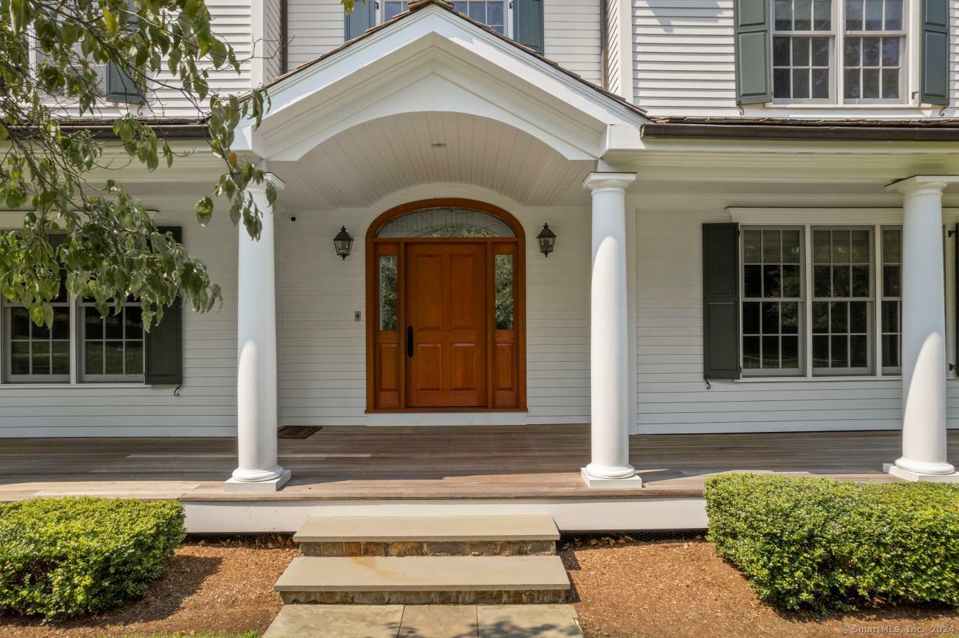 Property Photo:  1 Flower Farm Lane  CT 06880 