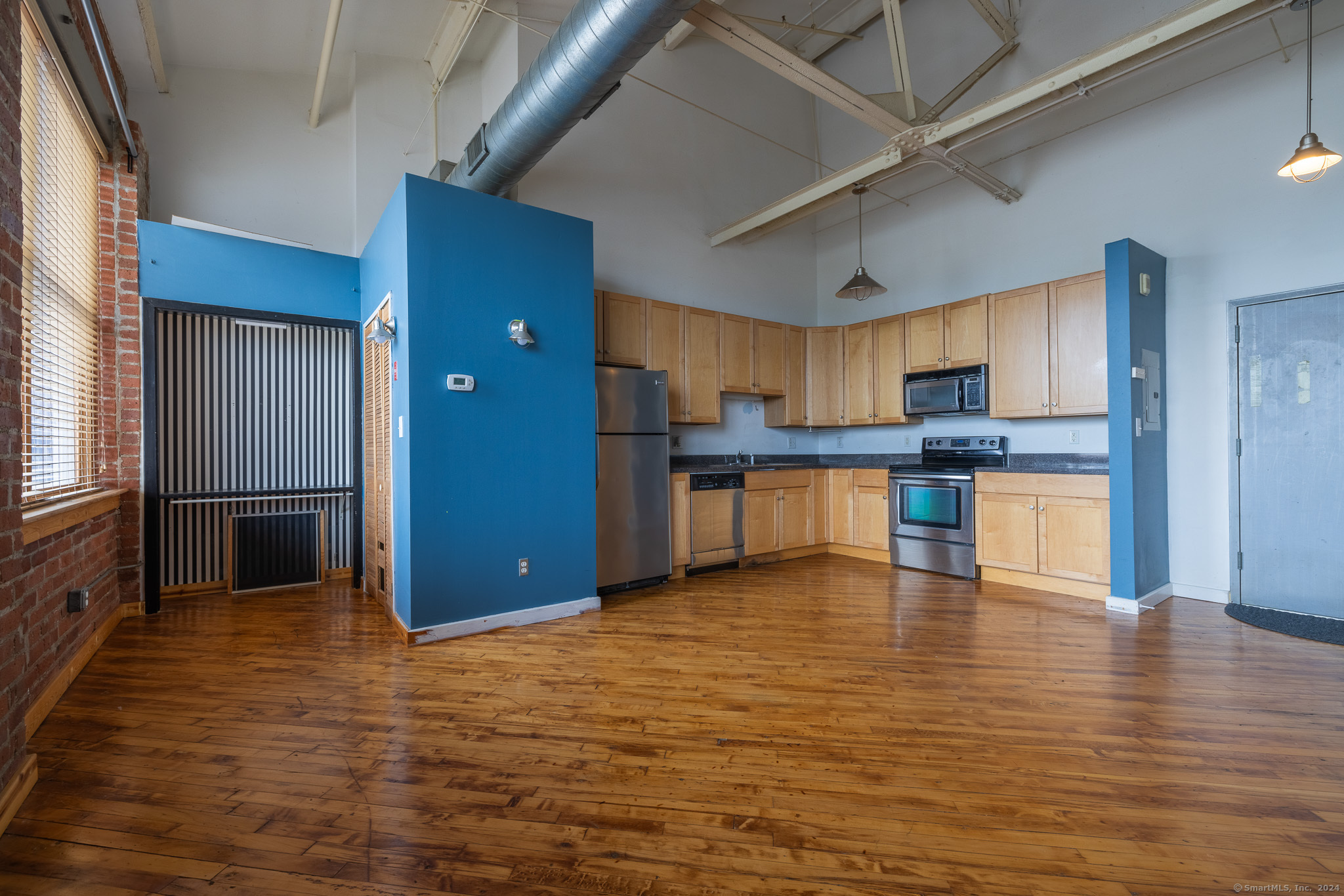 Property Photo:  325 Lafayette Street 8303  CT 06604 