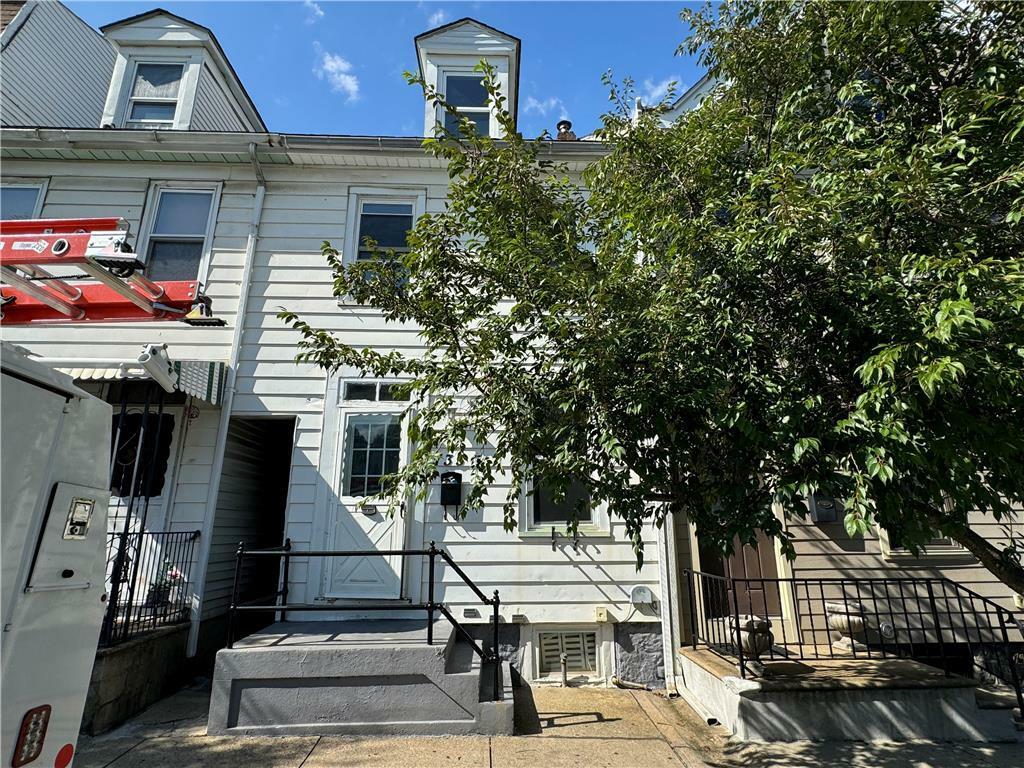 Property Photo:  735 Ferry Street  PA 18042 