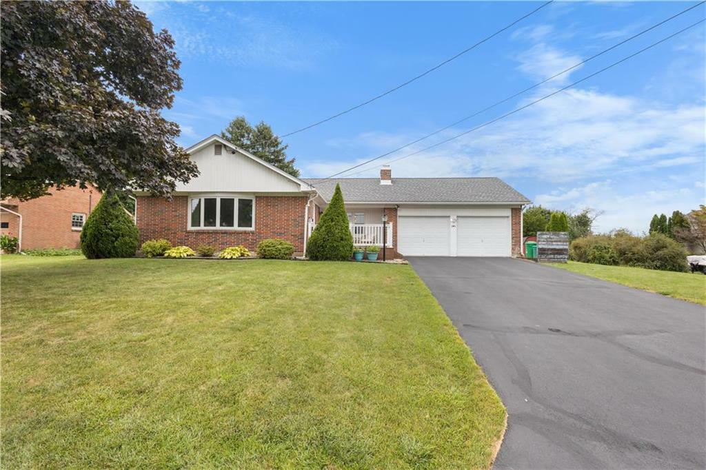 Property Photo:  565 Mountainview Avenue  PA 18064 