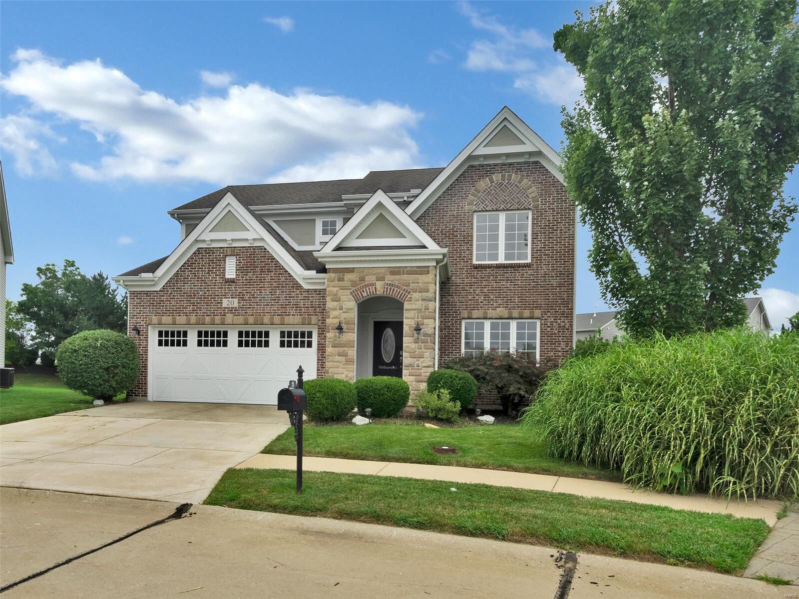 Property Photo: 20 Clearvista Cv MO 63303