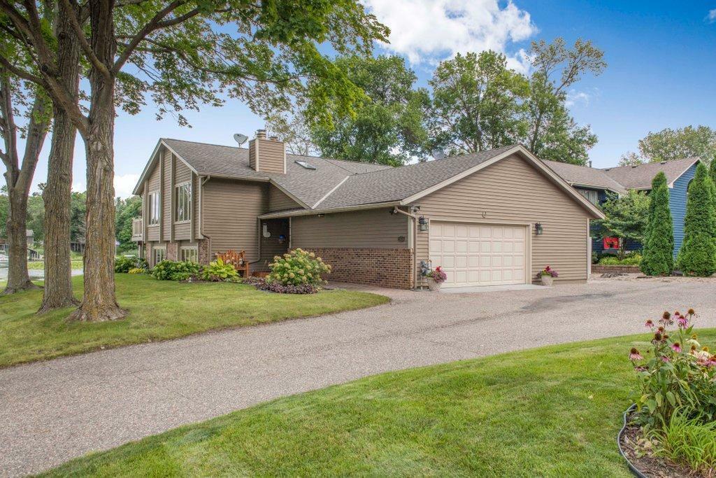 Property Photo:  1656 Bluebird Lane  MN 55364 