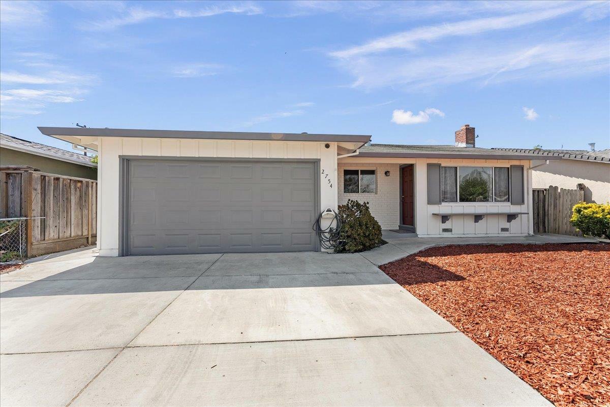 Property Photo:  2754 Twin Oaks Lane  CA 95127 