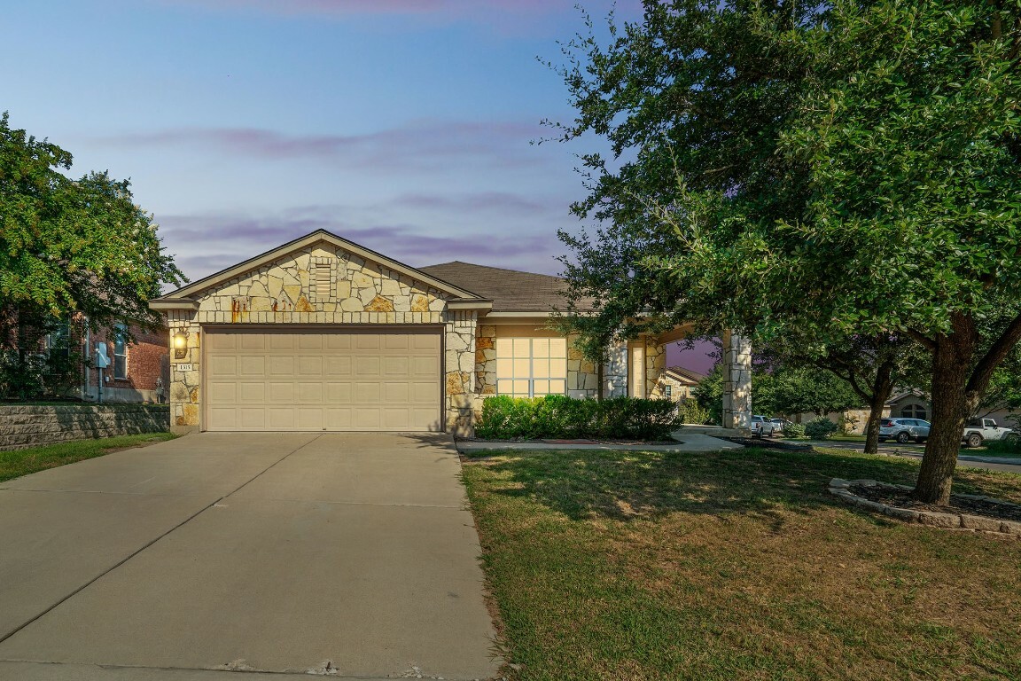 1315 Four Seasons Farm Drive  Kyle TX 78640 photo