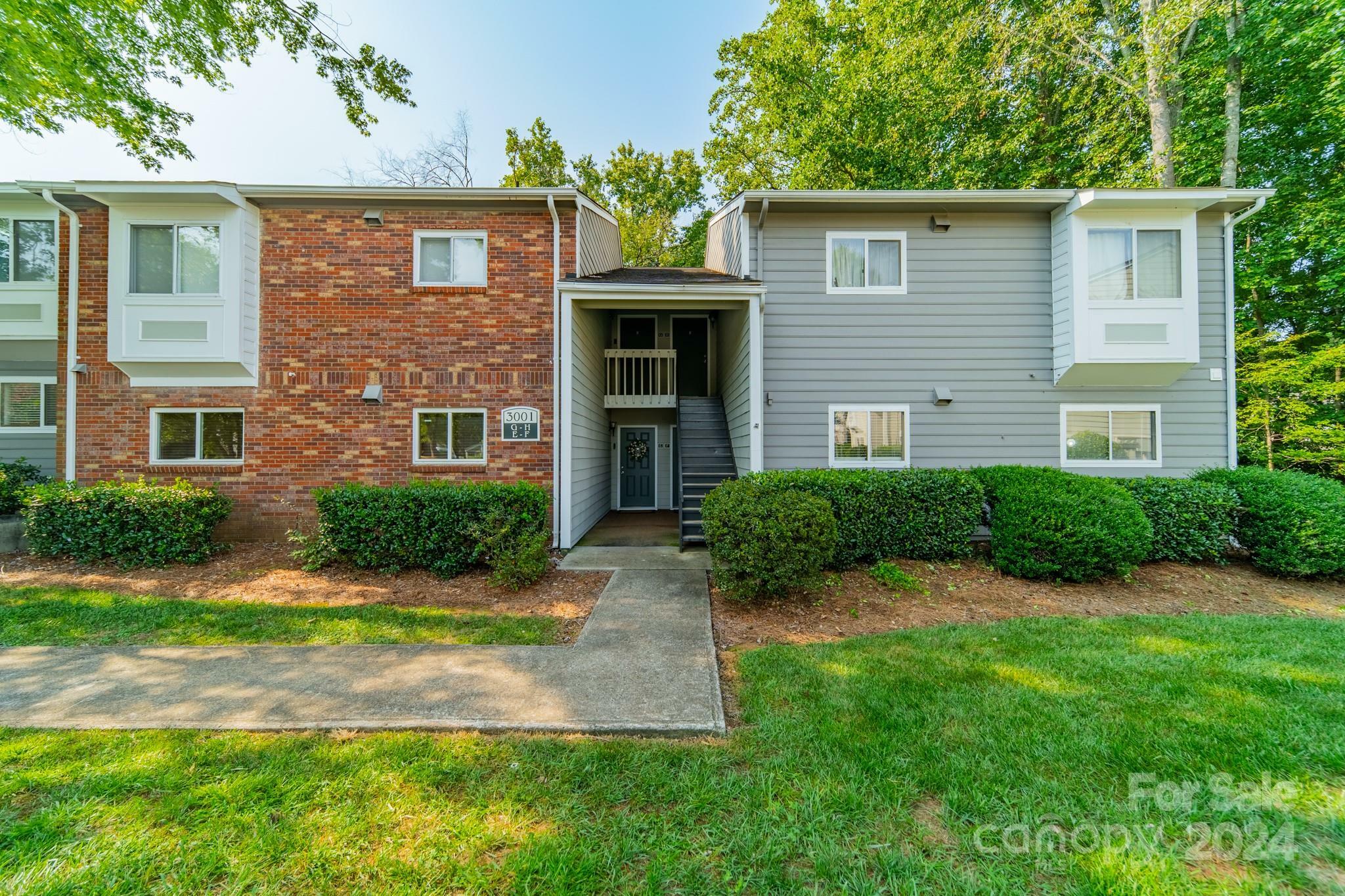 3001 Heathstead Place F  Charlotte NC 28210 photo