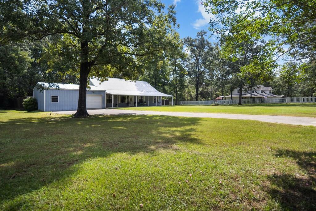 Property Photo:  247 Lang Drive  TX 75904 