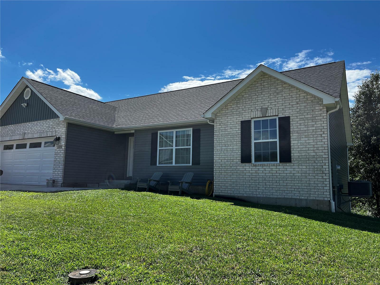 Property Photo:  1009 Lakeway Drive  MO 63055 