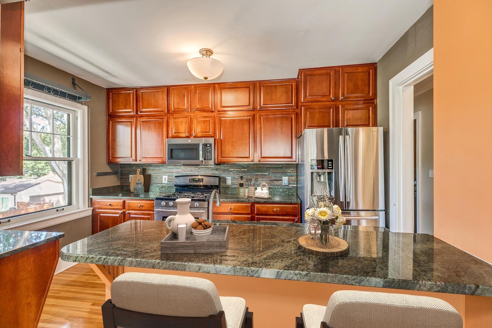 Property Photo: 4701 Grand Avenue S 2 MN 55419