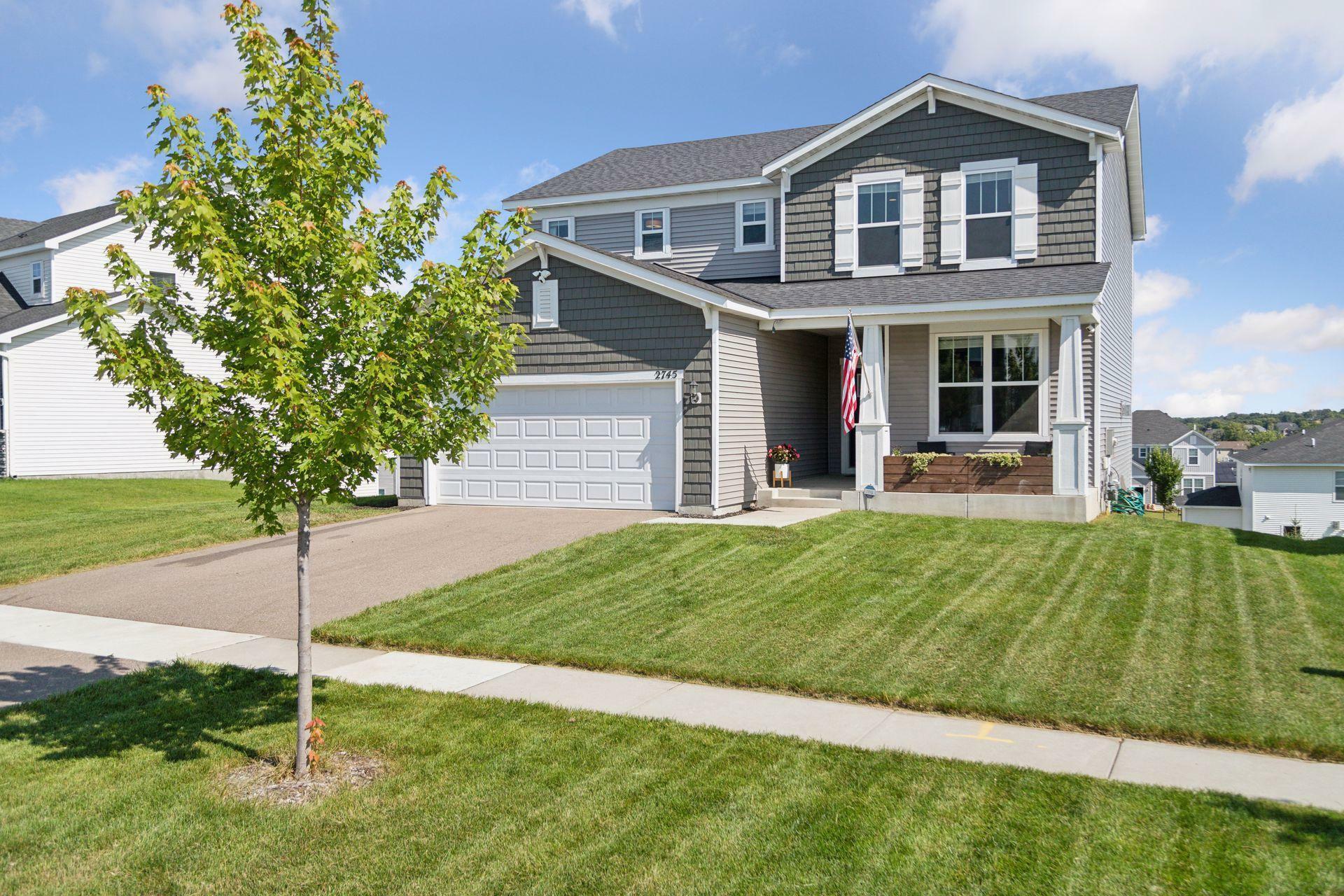 Property Photo:  2745 Isabelle Drive  MN 55386 