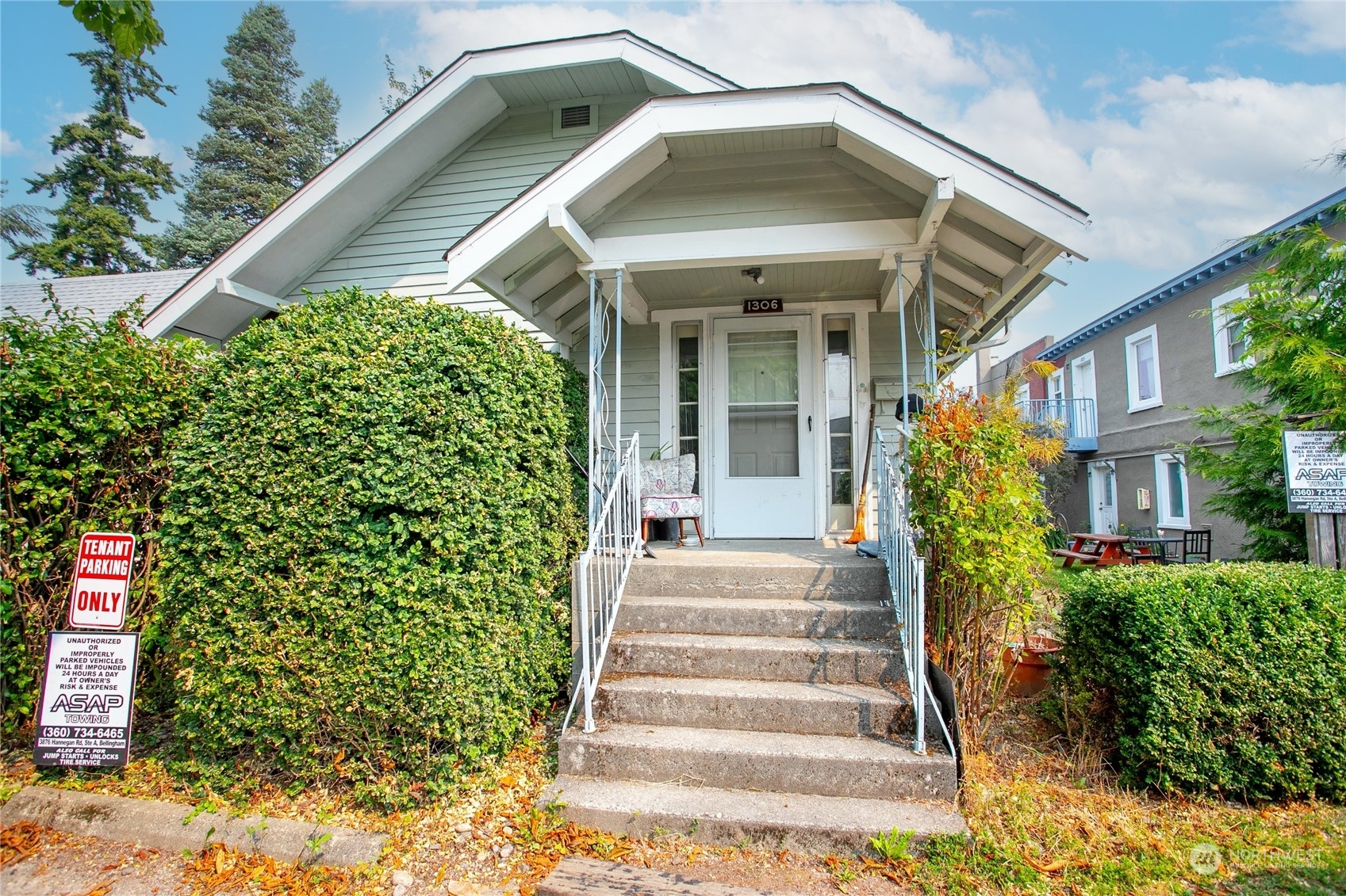 Property Photo:  1306 W North Street  WA 98225 