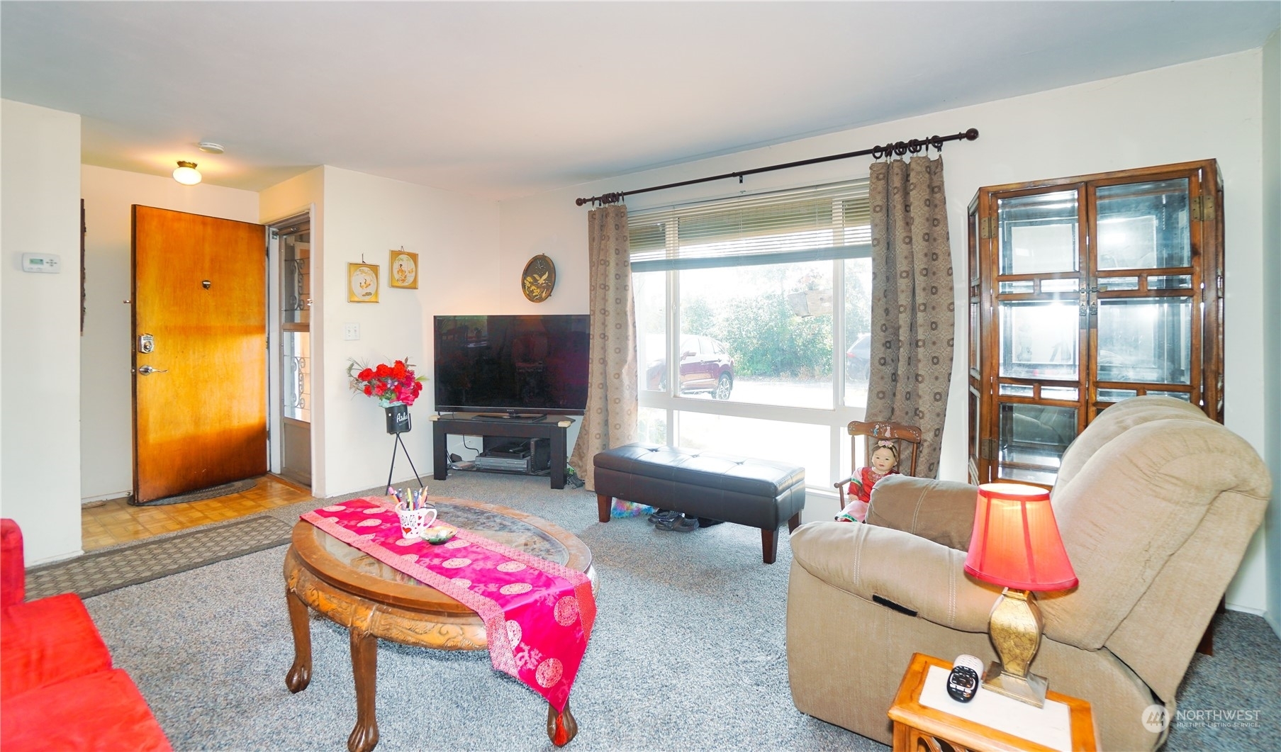 Property Photo: 18434 48th Avenue S WA 98188