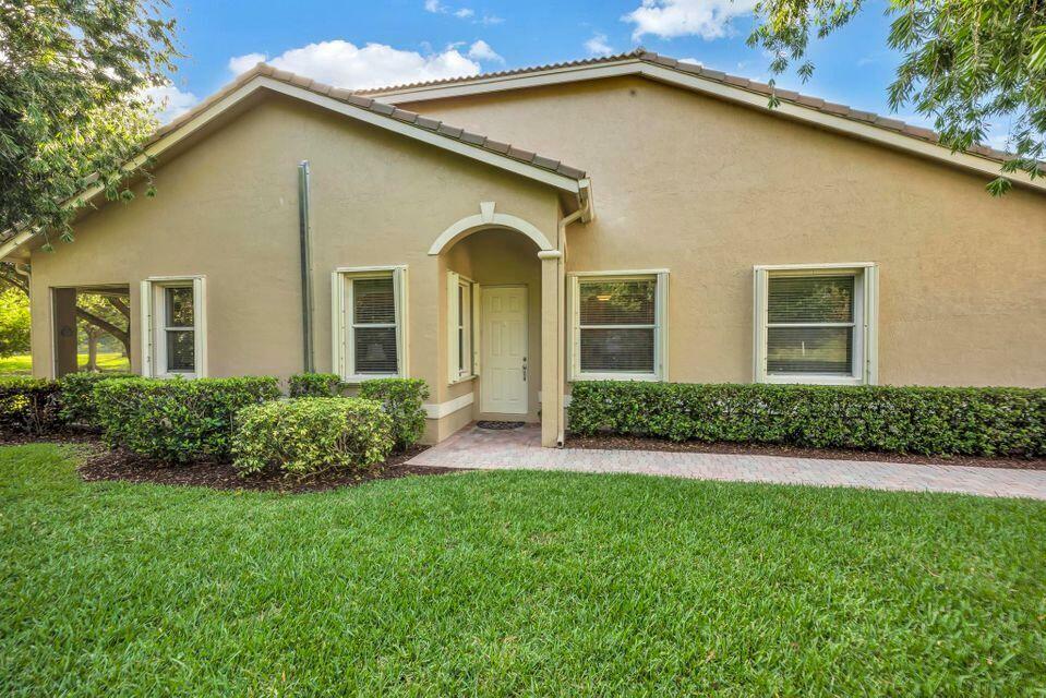 Property Photo:  9503 Crooked Stick Lane  FL 34986 