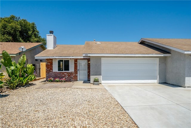 Property Photo:  974 Skyline Drive  CA 93449 