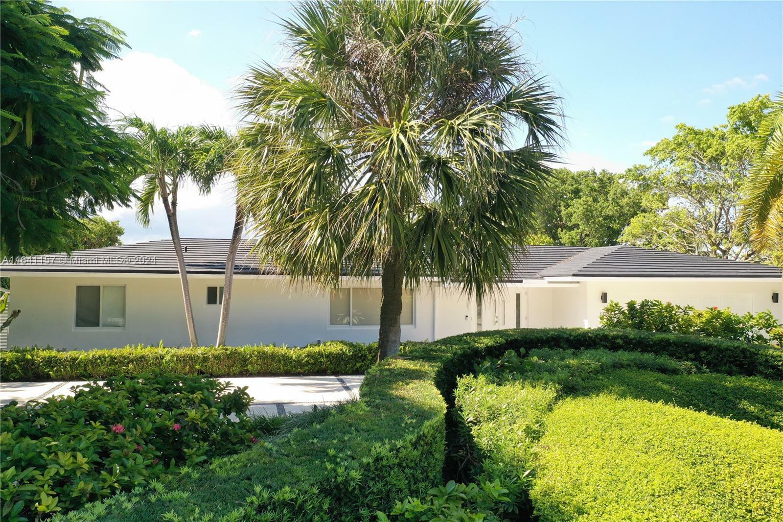 Property Photo:  200 Harbor Dr  FL 33149 