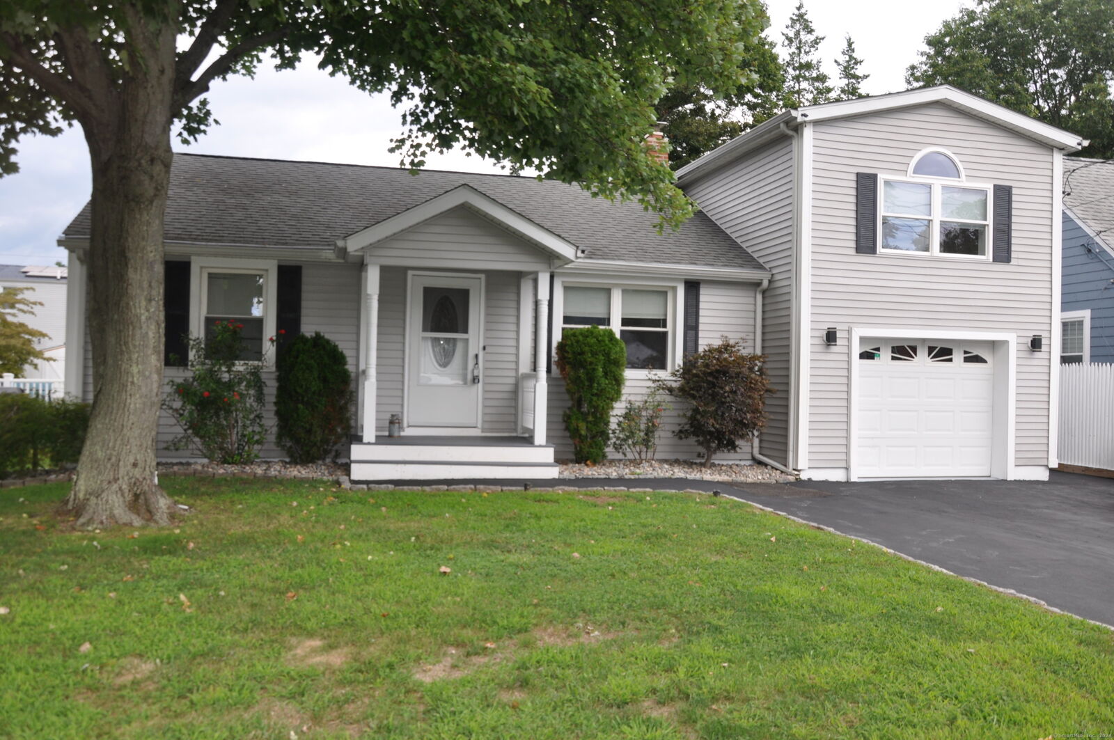 Property Photo: 21 Waldo Street CT 06512