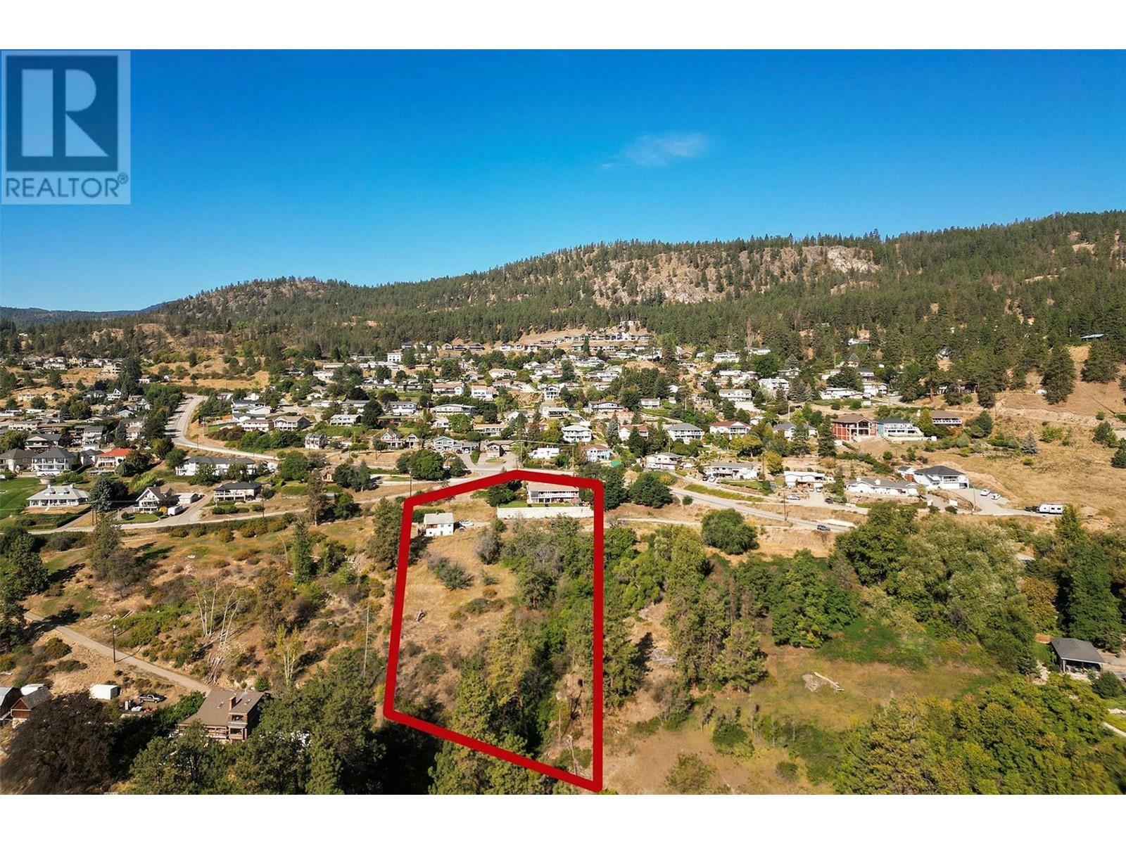 4649 Princeton Avenue  Peachland BC V0H 1X7 photo