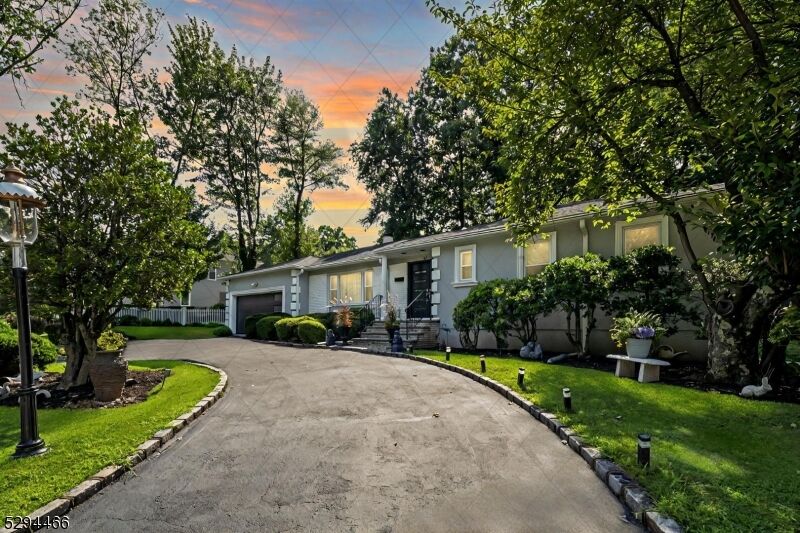 Property Photo: 23 Knollwood Dr NJ 07052