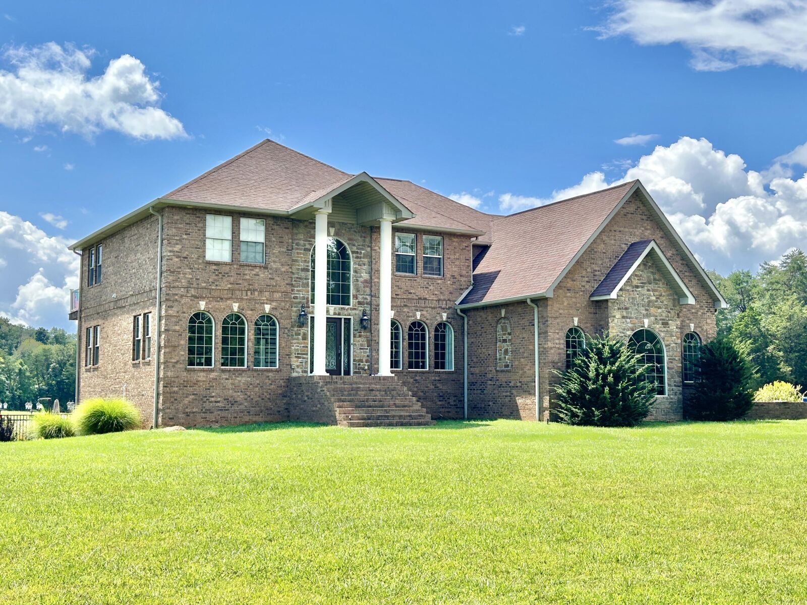 Property Photo: 420 Cedar Pointe Drive KY 42501