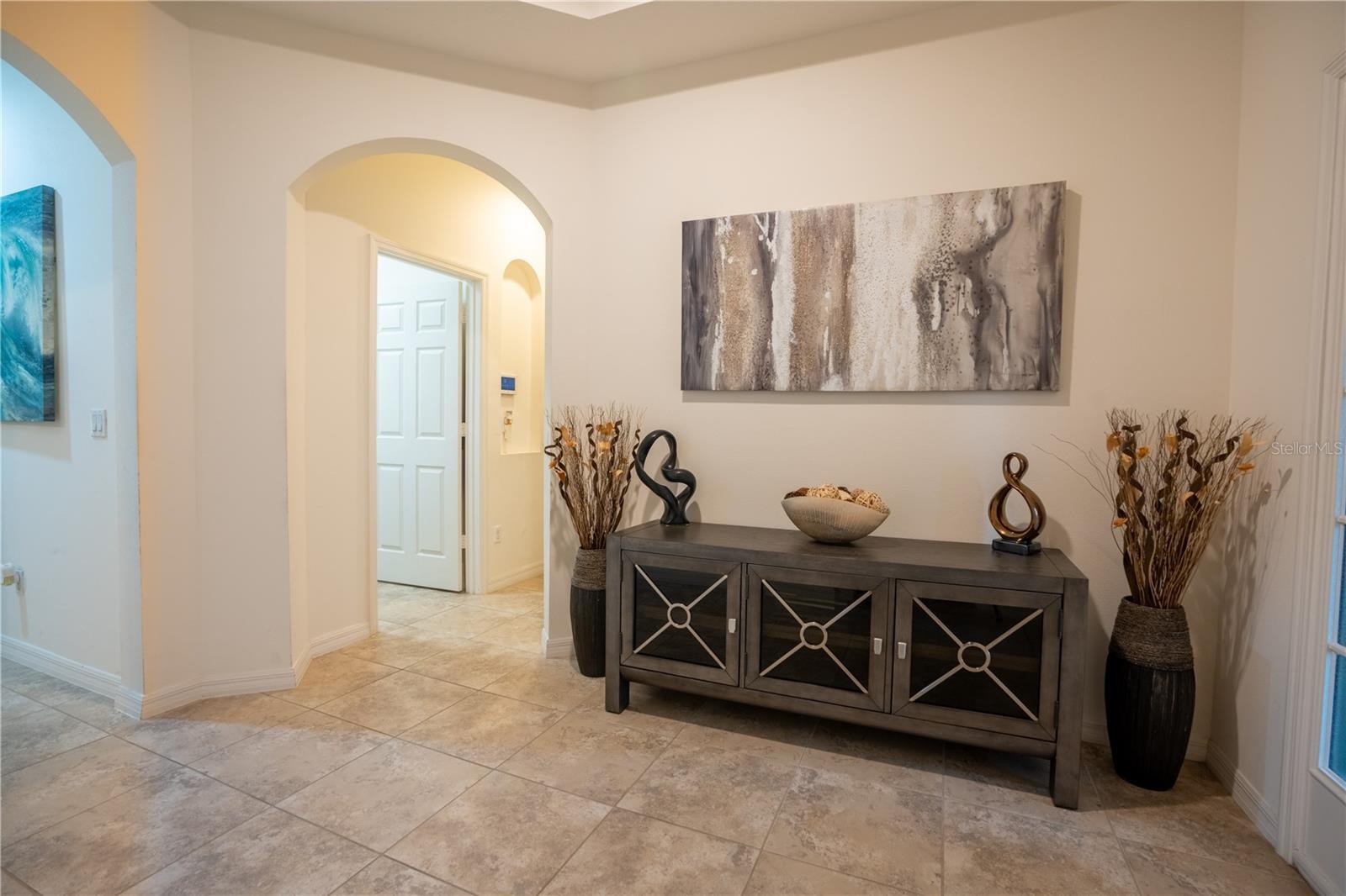 Property Photo: 1141 Sawgrass Pointe Drive FL 32824
