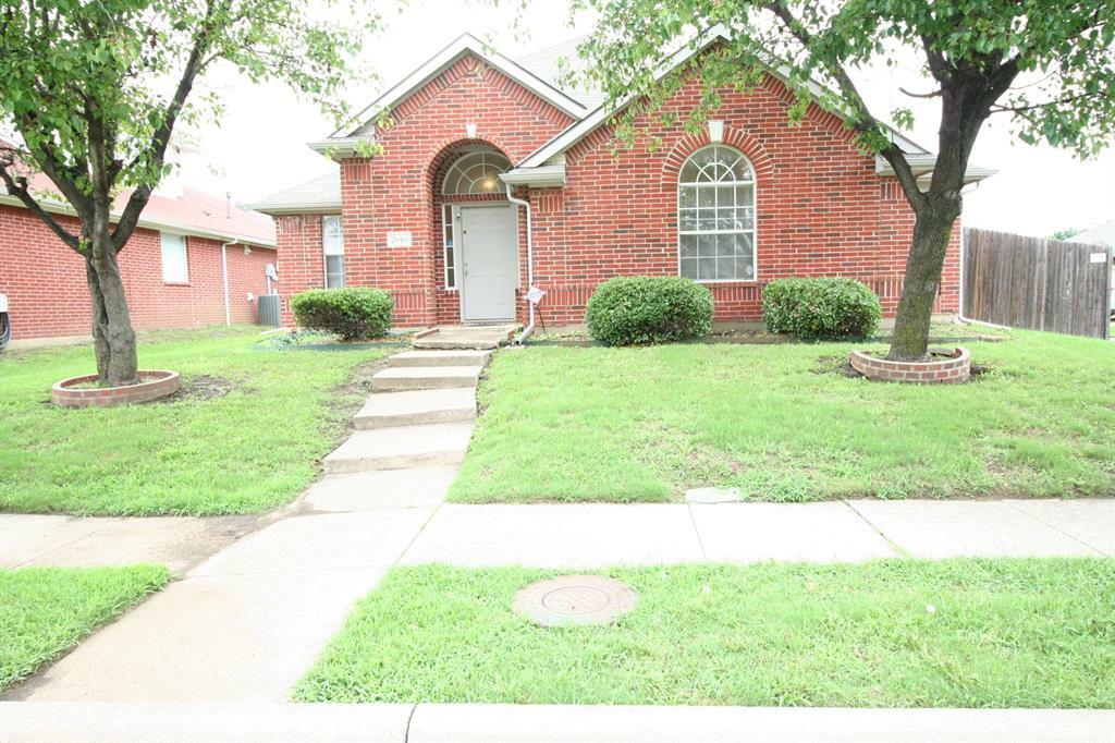 Property Photo:  2040 Reddenson Drive  TX 75010 