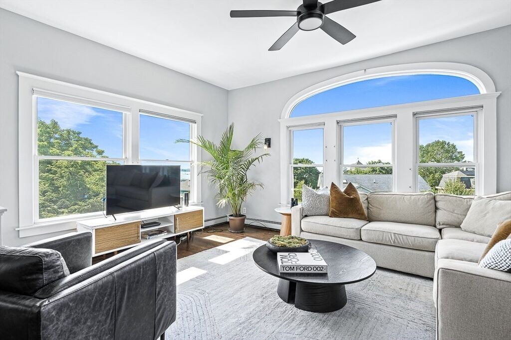 Property Photo:  5 Babson St 2  MA 01930 