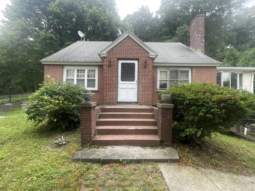 Property Photo: 30 Beechmont St MA 01609