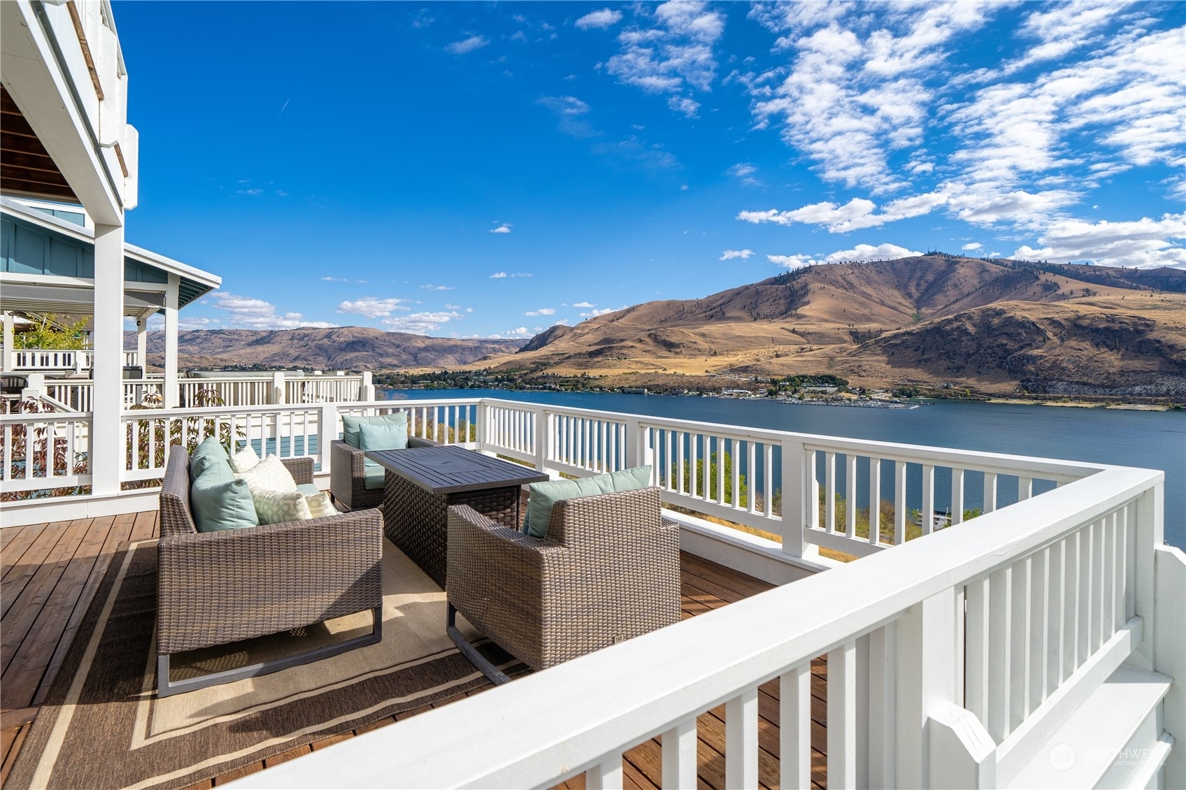 314 Porcupine Lane  Chelan WA 98816 photo