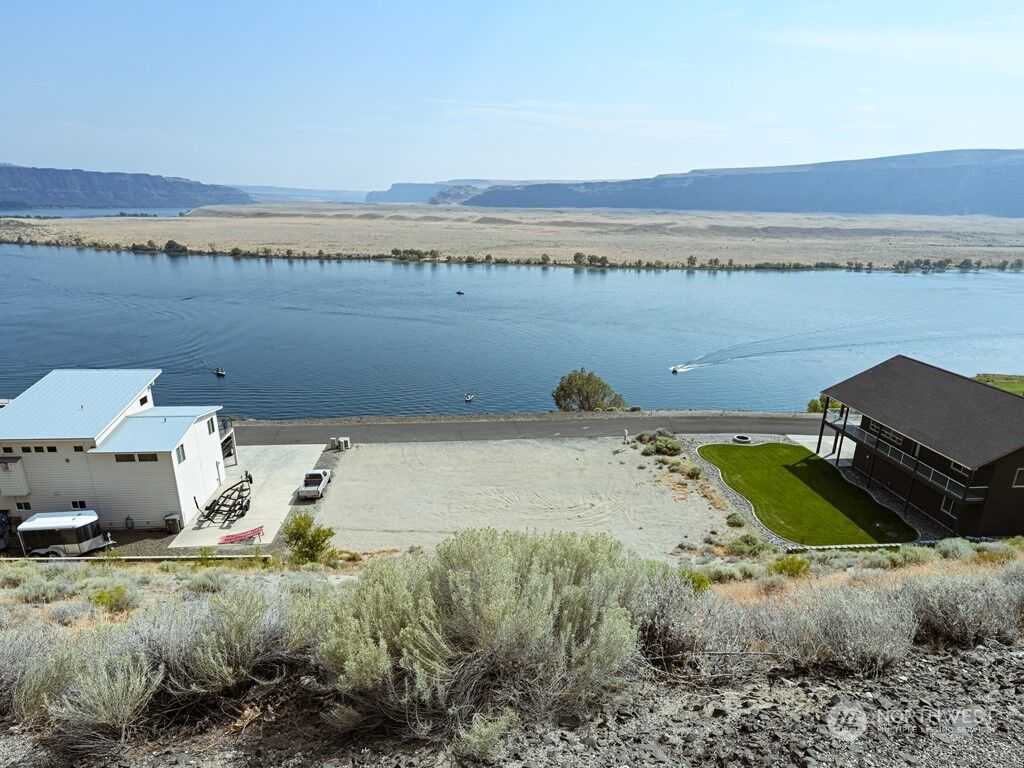 Property Photo:  14  Elk View Drive  WA 98848 