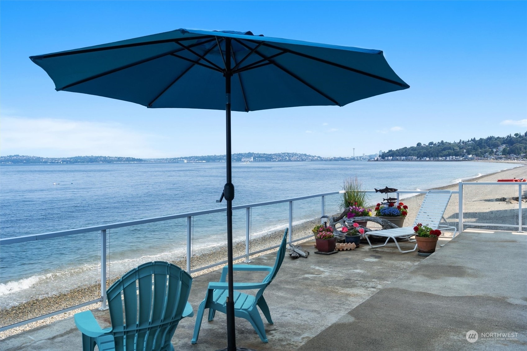 Property Photo:  3085 Alki Avenue SW 1  WA 98116 